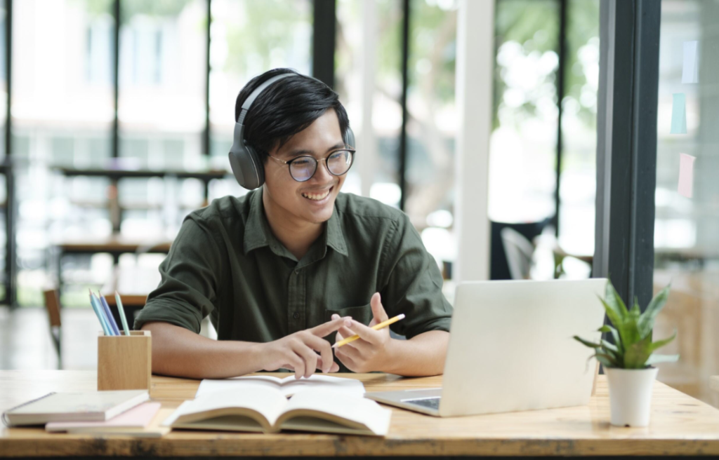 cursos alemán online empresas FUNDAE