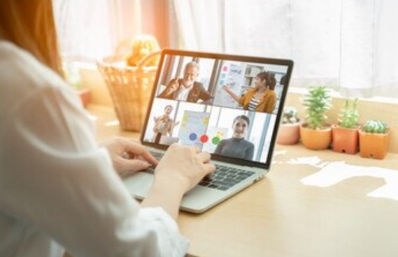 cursos francés personalizados empresas FUNDAE